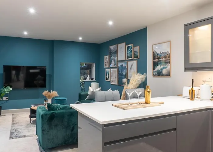 Daire Spring Mount Huge Luxury Full Apartment- Centre-two Extremely Comfy Kingsize Bedrooms-fully Equipped Modern Kitchen-cosy Living With Huge Tv *